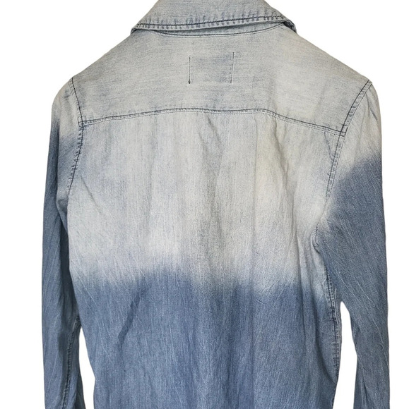 JW Signature Chambray Denim Button-up Top Womens Small Faded Grunge - Picture 4 of 11